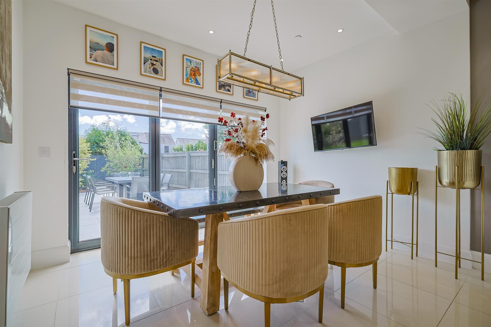 2 Beaumont Grove, Upper Killay, Swansea, SA2 7BJ